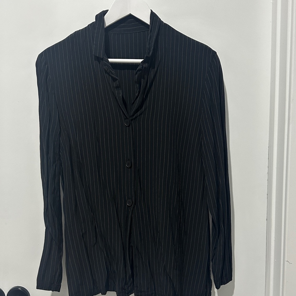 VINTAGE SOFT BUTTON DOWN SHIRT - Picture 4 of 10